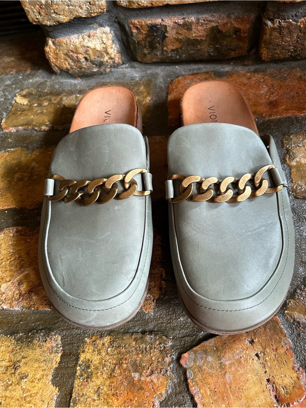 Vionic mules. - Picture 3 of 5